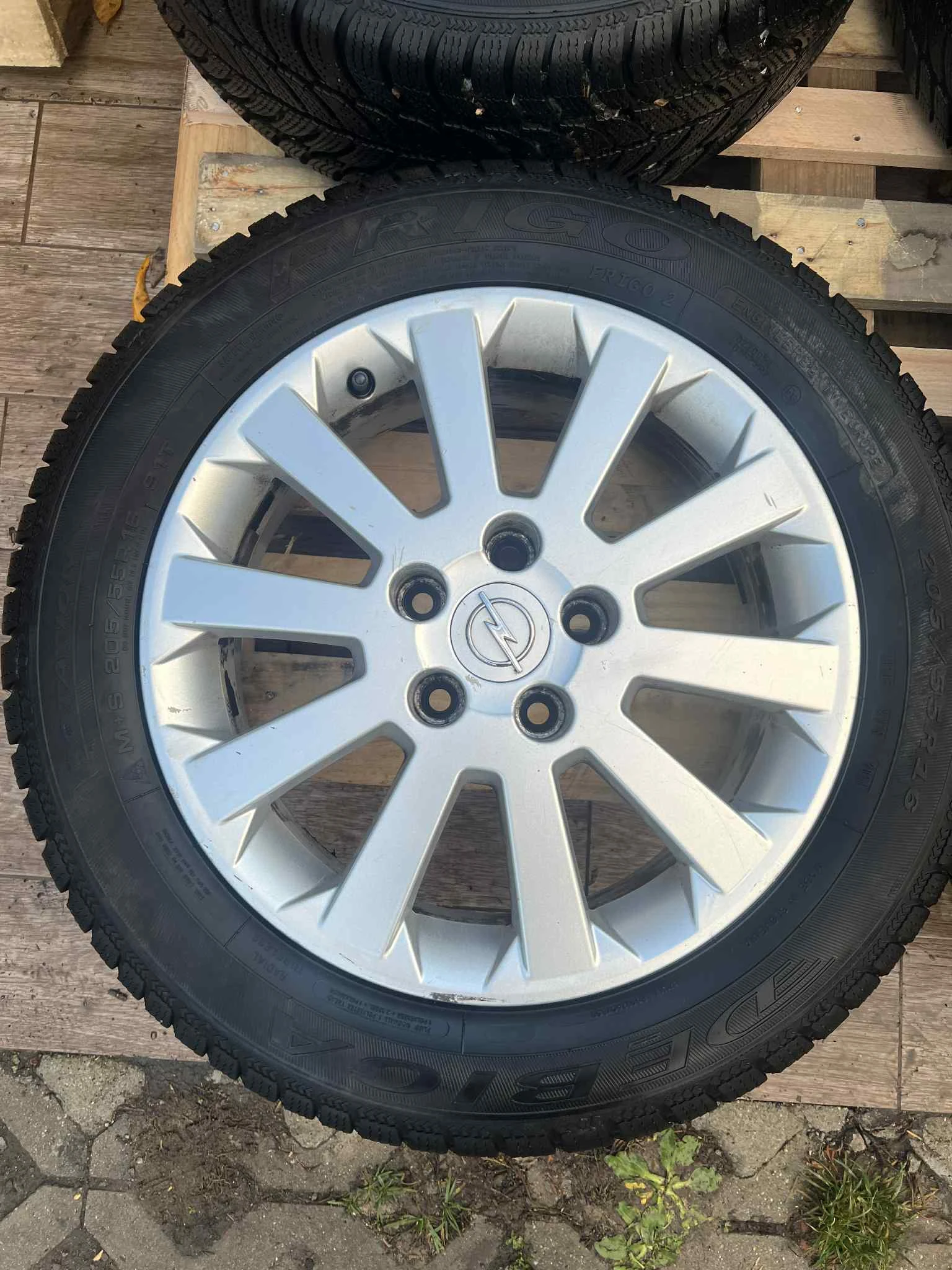    205/55R16  Opel Signum | Mobile.bg   11