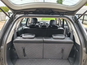 Kia Carens 2.0 crdi 7 места, снимка 6