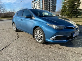 Toyota Auris 1.8 Hybrid ( в гаранция), снимка 2