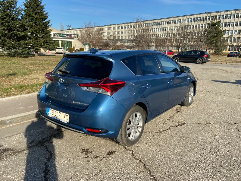 Toyota Auris 1.8 Hybrid ( в гаранция), снимка 3 - Автомобили и джипове - 48693936