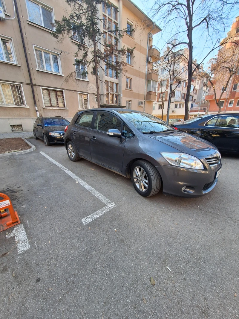 Toyota Auris, снимка 6 - Автомобили и джипове - 49010479