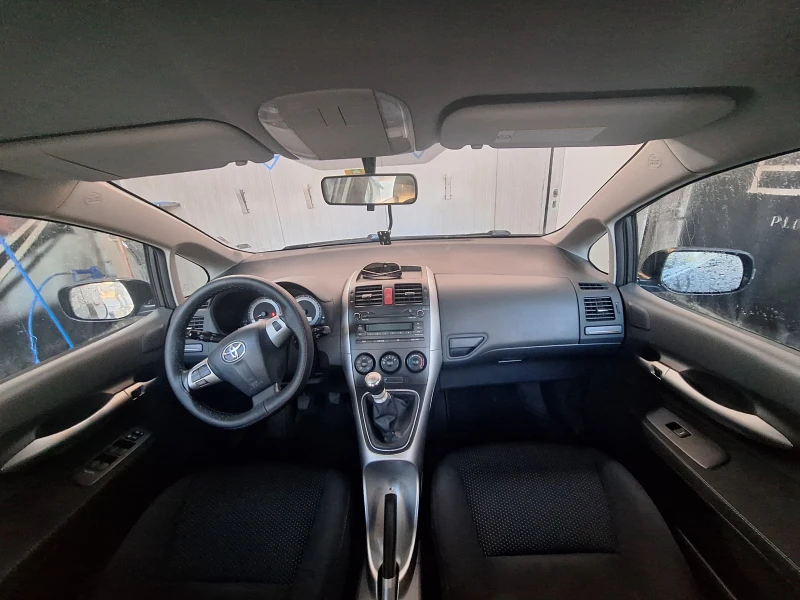 Toyota Auris, снимка 3 - Автомобили и джипове - 49010479