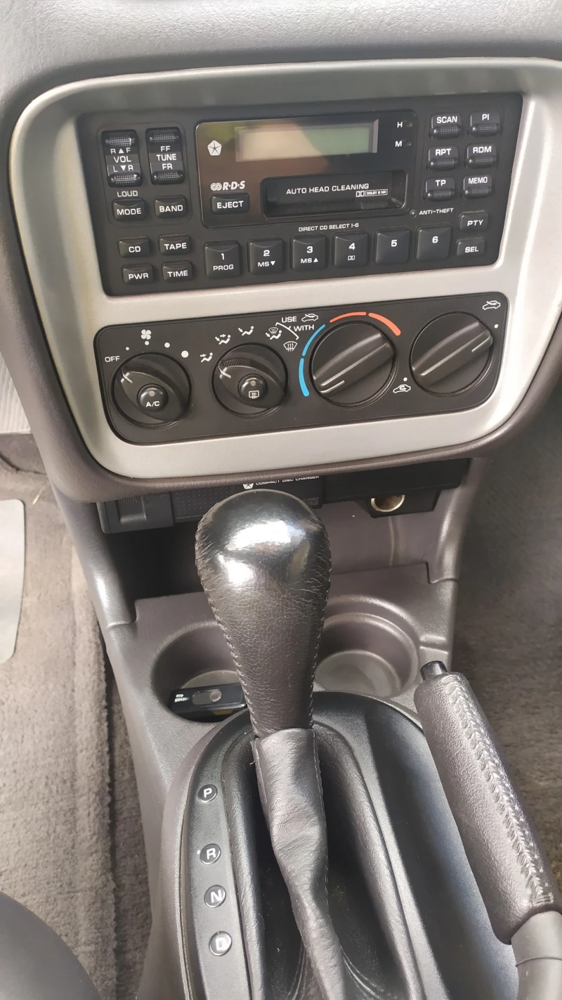 Chrysler Stratus, снимка 5 - Автомобили и джипове - 52430214