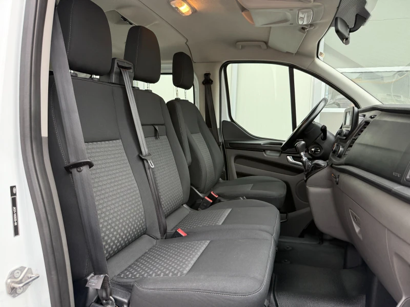 Ford Transit Custom 320 L2 Trend (места 8+ 1) , снимка 13 - Автомобили и джипове - 50822452
