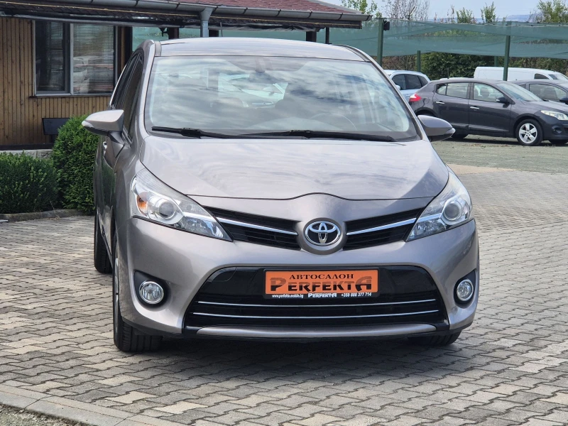 Toyota Verso 1.6 дизел 112к.с., снимка 4 - Автомобили и джипове - 51177154