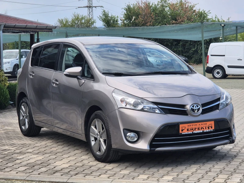 Toyota Verso 1.6 дизел 112к.с., снимка 5 - Автомобили и джипове - 51177154