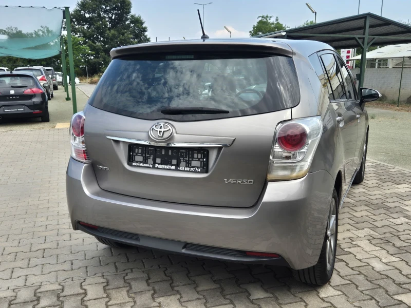 Toyota Verso 1.6 дизел 112к.с., снимка 8 - Автомобили и джипове - 51177154