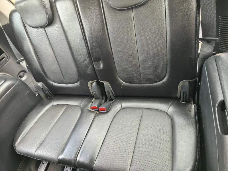 Kia Carens 2.0 crdi 7 места, снимка 9 - Автомобили и джипове - 52047690