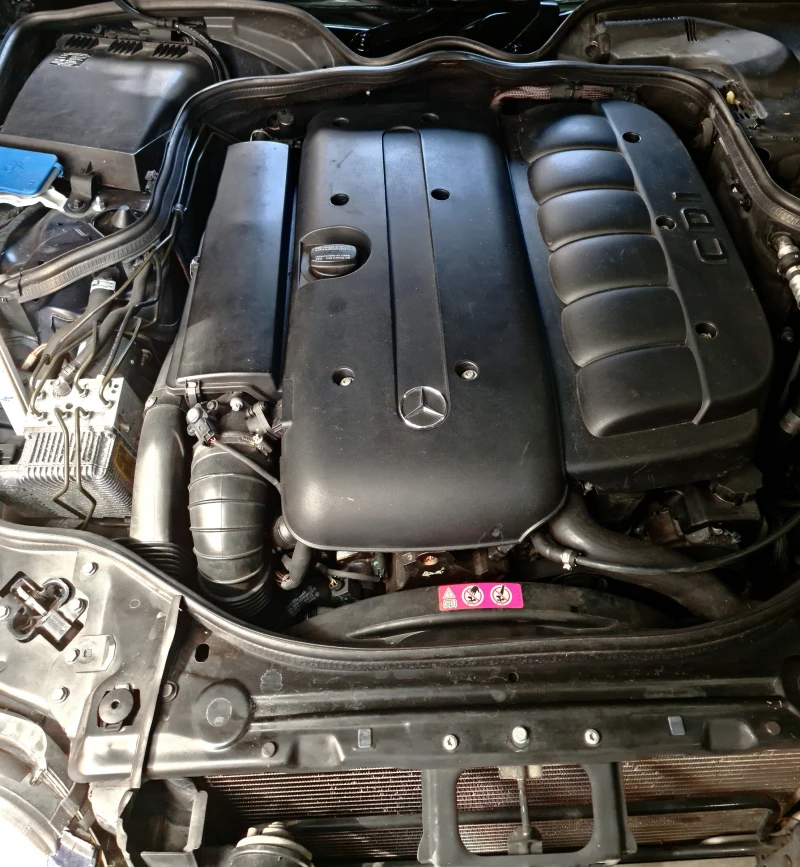 Mercedes-Benz E 280, снимка 13 - Автомобили и джипове - 52486692