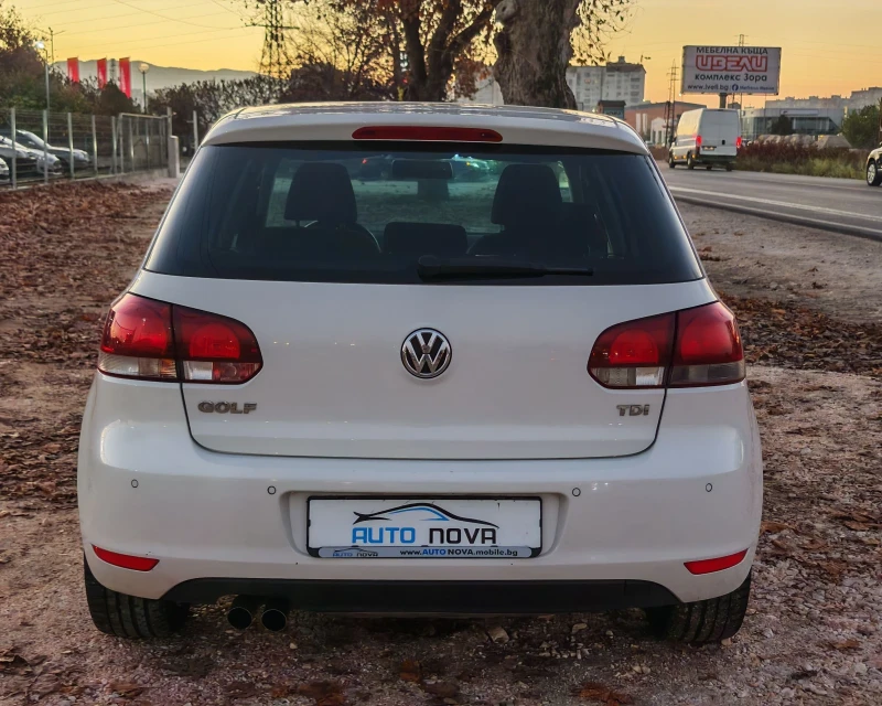 VW Golf 2.0 ДИЗЕЛ 110 К.С HIGHLINE! УНИКАТ! , снимка 6 - Автомобили и джипове - 52417992