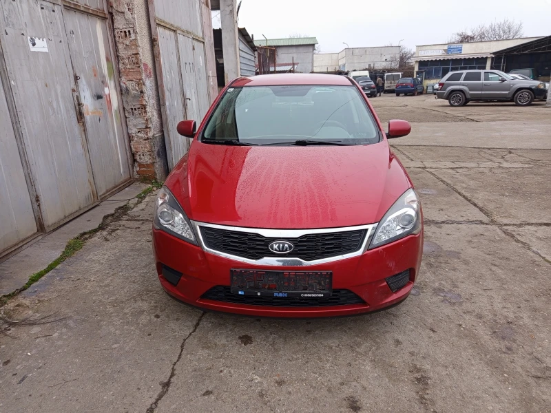 Kia Ceed, снимка 4 - Автомобили и джипове - 53051238