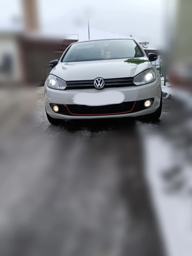 VW Golf 1.6 TDI, снимка 3 - Автомобили и джипове - 53465489