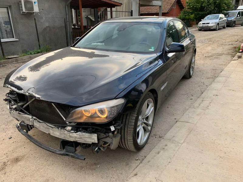 BMW 740 X drive, снимка 1 - Автомобили и джипове - 42033441