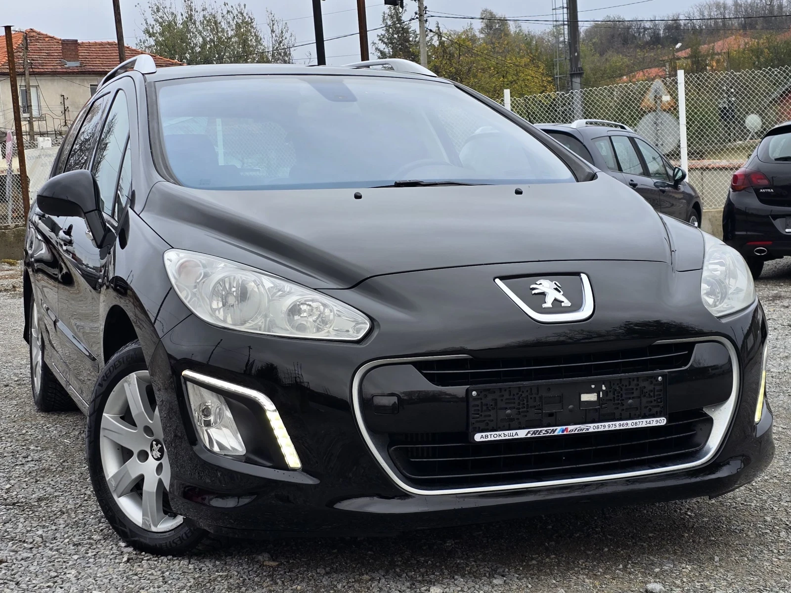 Peugeot 308 SW ФЕЙСЛИФТ 1.6 HDI 95 К.С. ПАНОРАМА - изображение 2