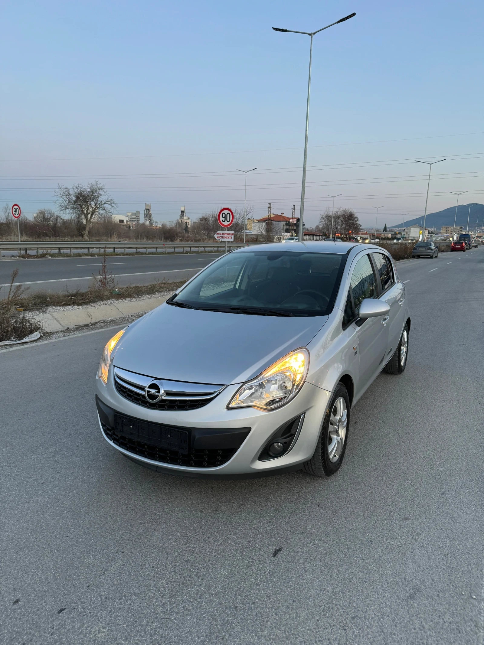 Opel Corsa 1.4 | Mobile.bg   1