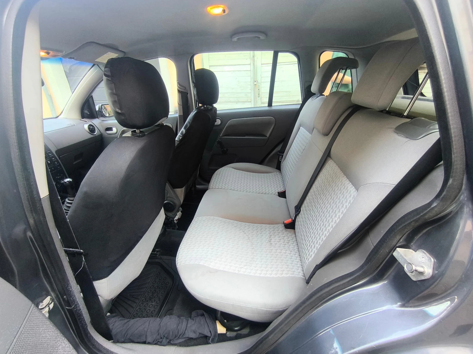 Ford Fusion  - изображение 8