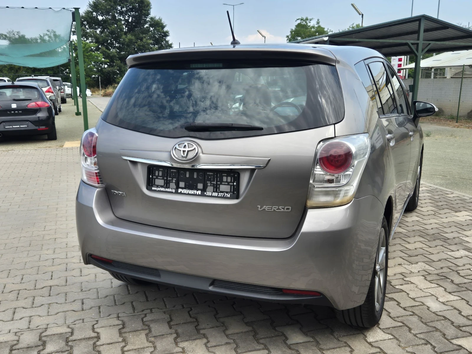 Toyota Verso 1.6 дизел 112к.с. - изображение 8