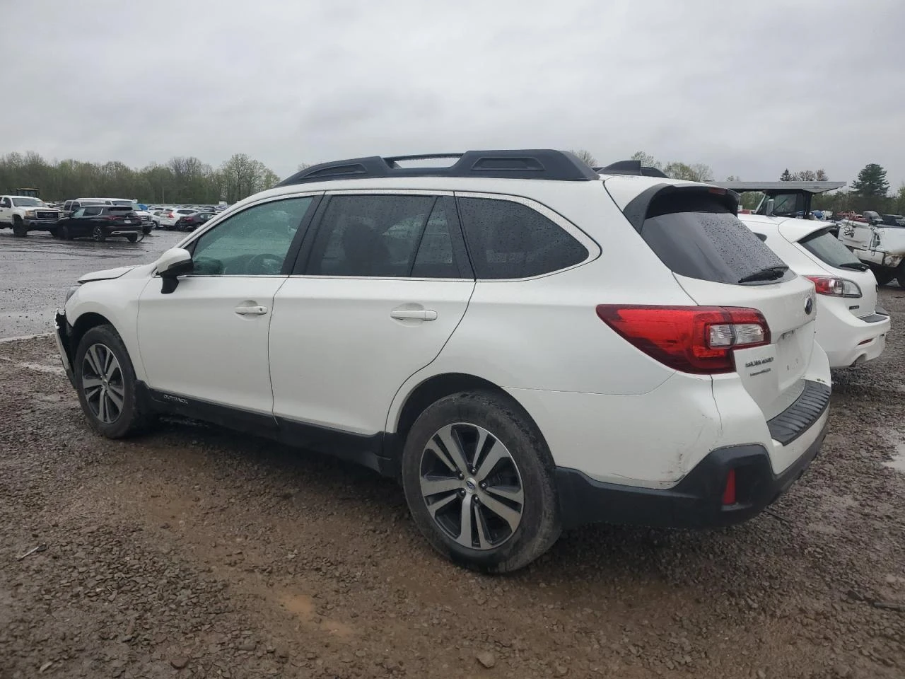 Subaru Outback LIMITED - изображение 4