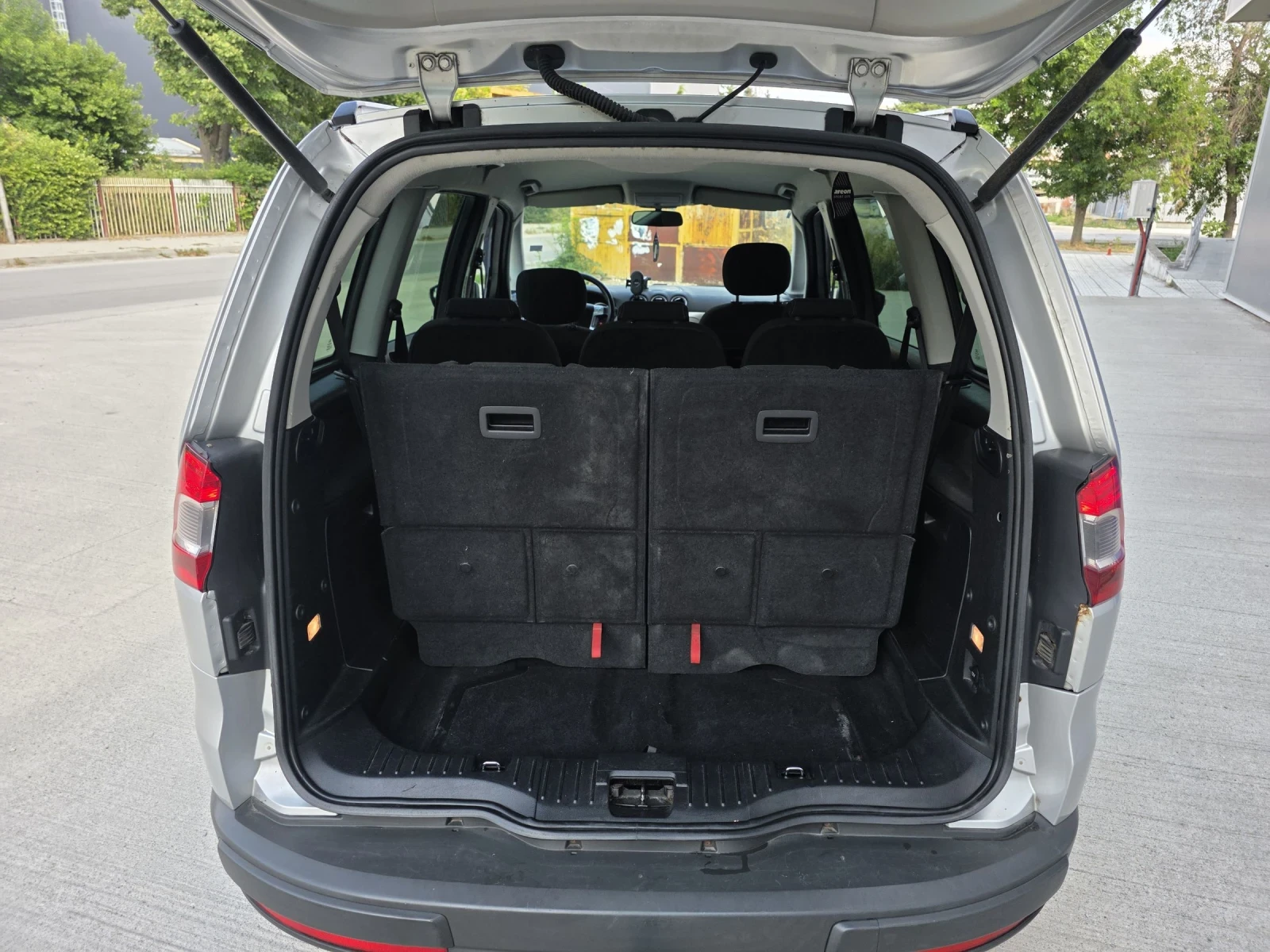 Ford Galaxy 2.0 TDCI  - изображение 9