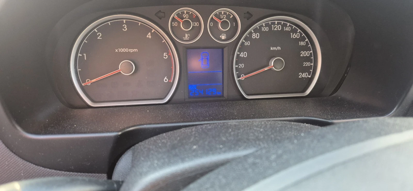 Hyundai I30 1.6 crdi - изображение 9