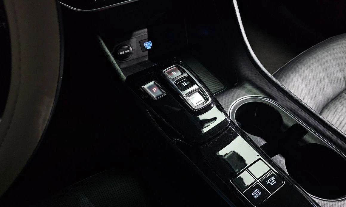 Hyundai Sonata 2.0 LPG Style * НАЙ-ДОБРА ЦЕНА В БЪЛГАРИЯ*  - изображение 9