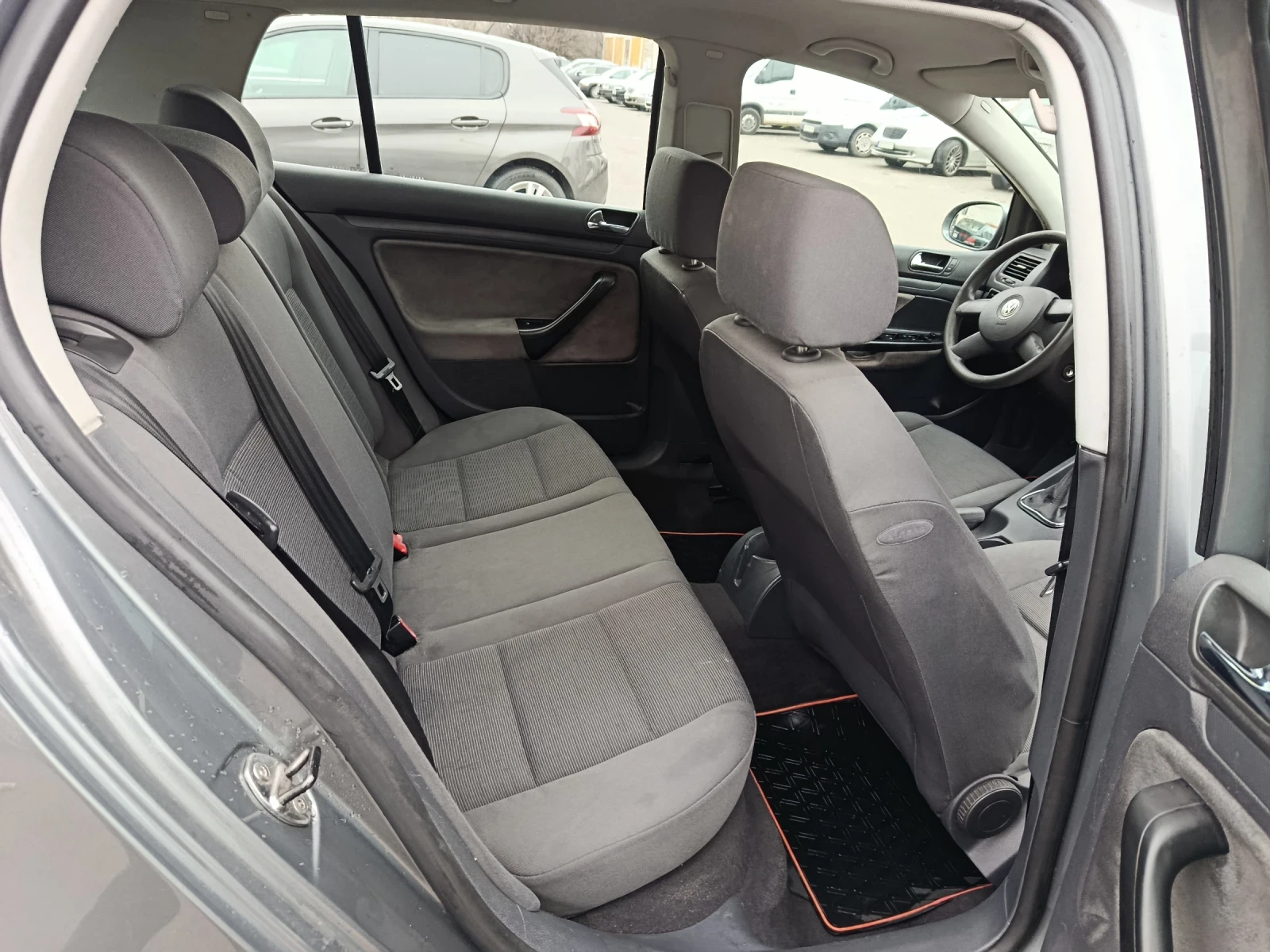 VW Golf 5 - изображение 5