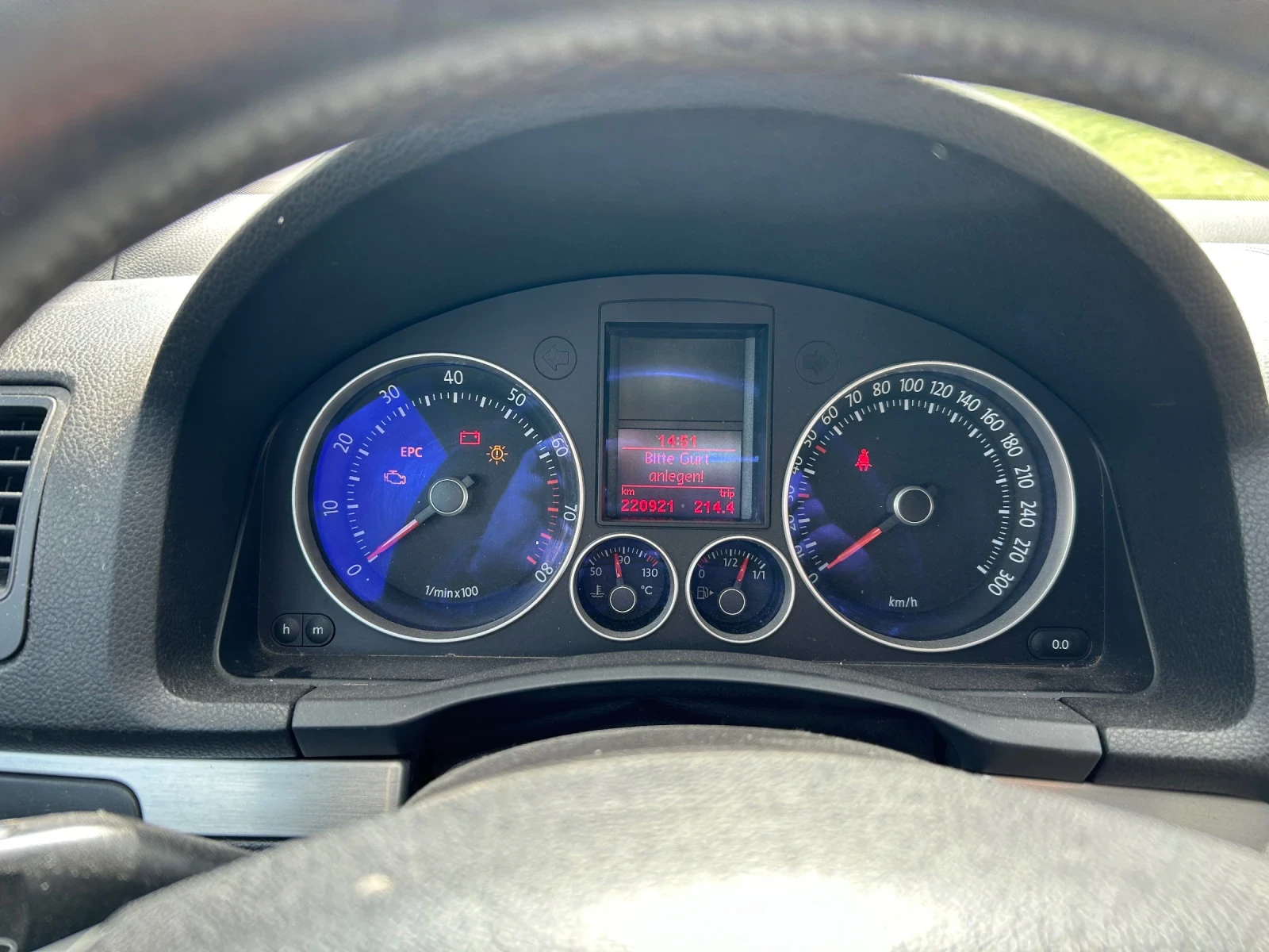 VW Golf 2.0 GTI отличен - изображение 7