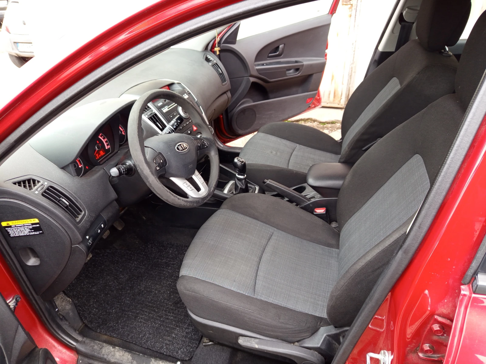 Kia Ceed  - изображение 10