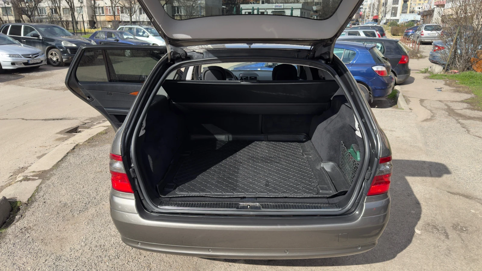 Mercedes-Benz E 220 | Mobile.bg � ����������� 9