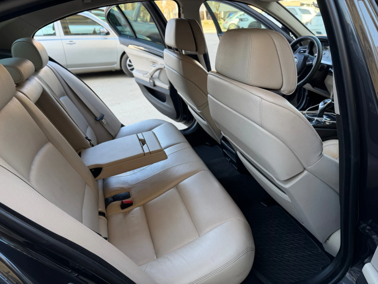 BMW 535 X-Drive сменени вериги, снимка 10 - Автомобили и джипове - 53712305