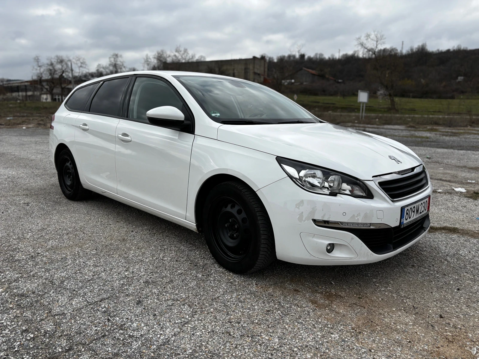 Peugeot 308 1.2, снимка 2 - Автомобили и джипове - 53849172
