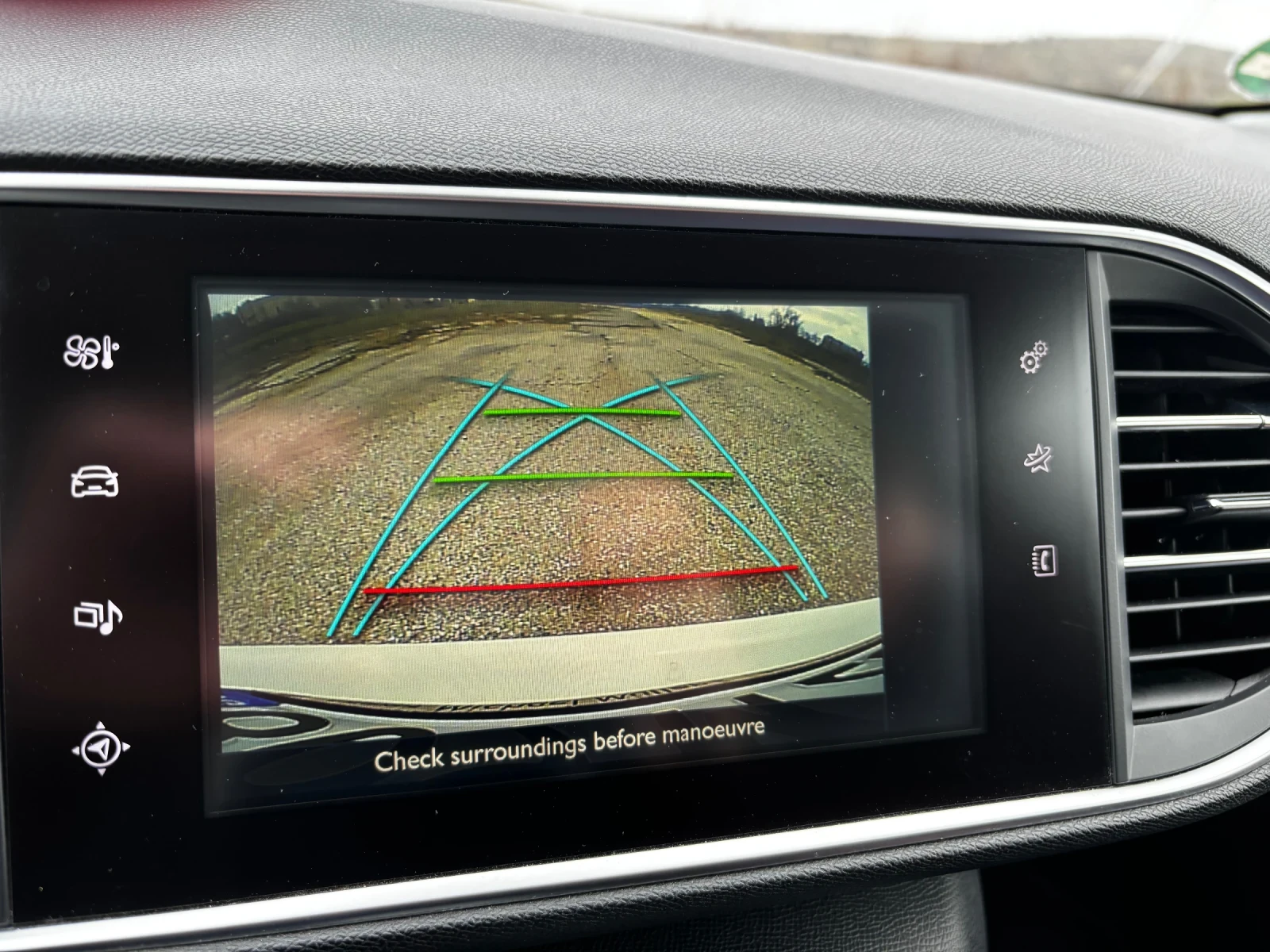 Peugeot 308 1.2, снимка 13 - Автомобили и джипове - 53849172