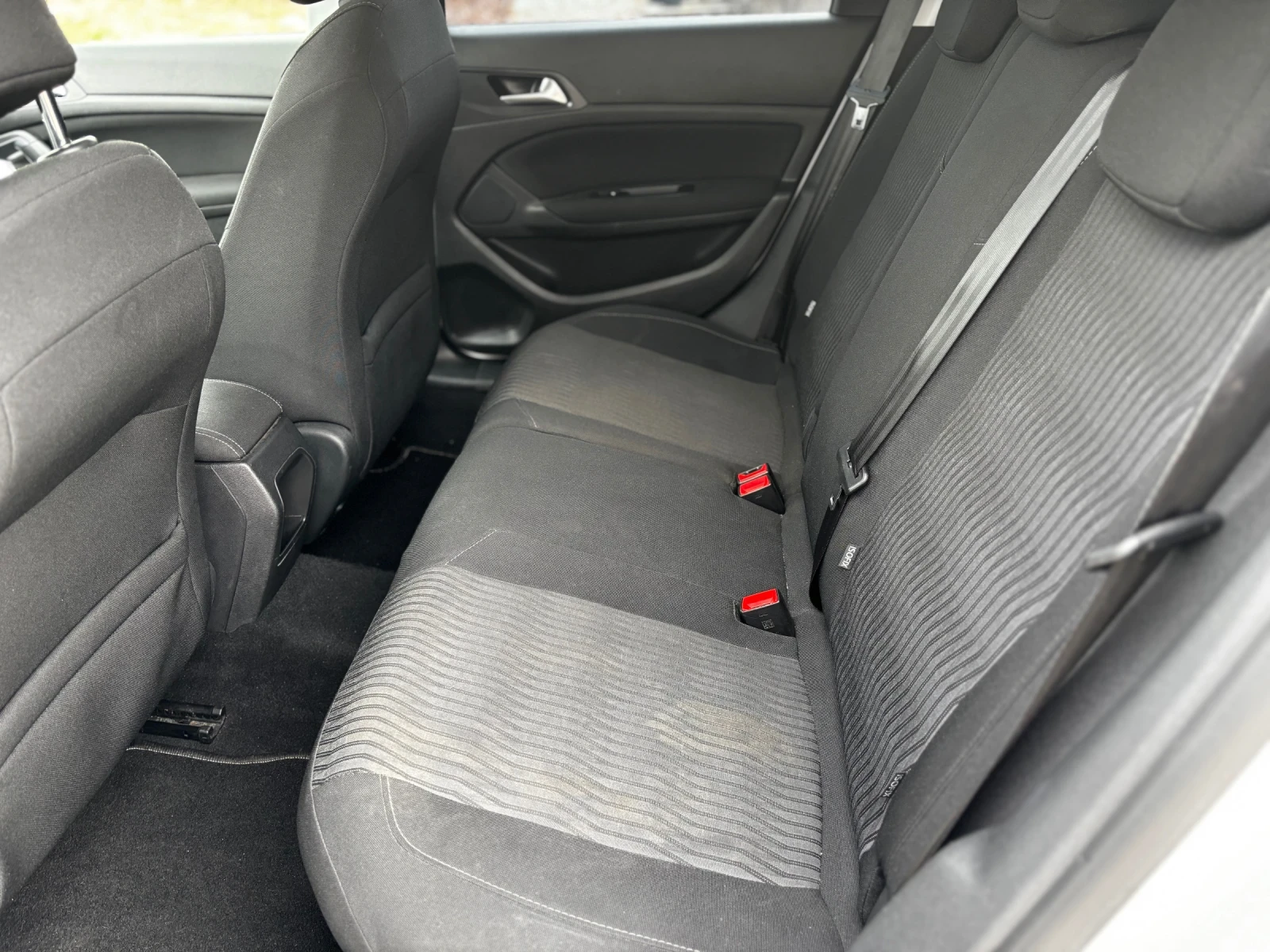 Peugeot 308 1.2, снимка 14 - Автомобили и джипове - 53849172