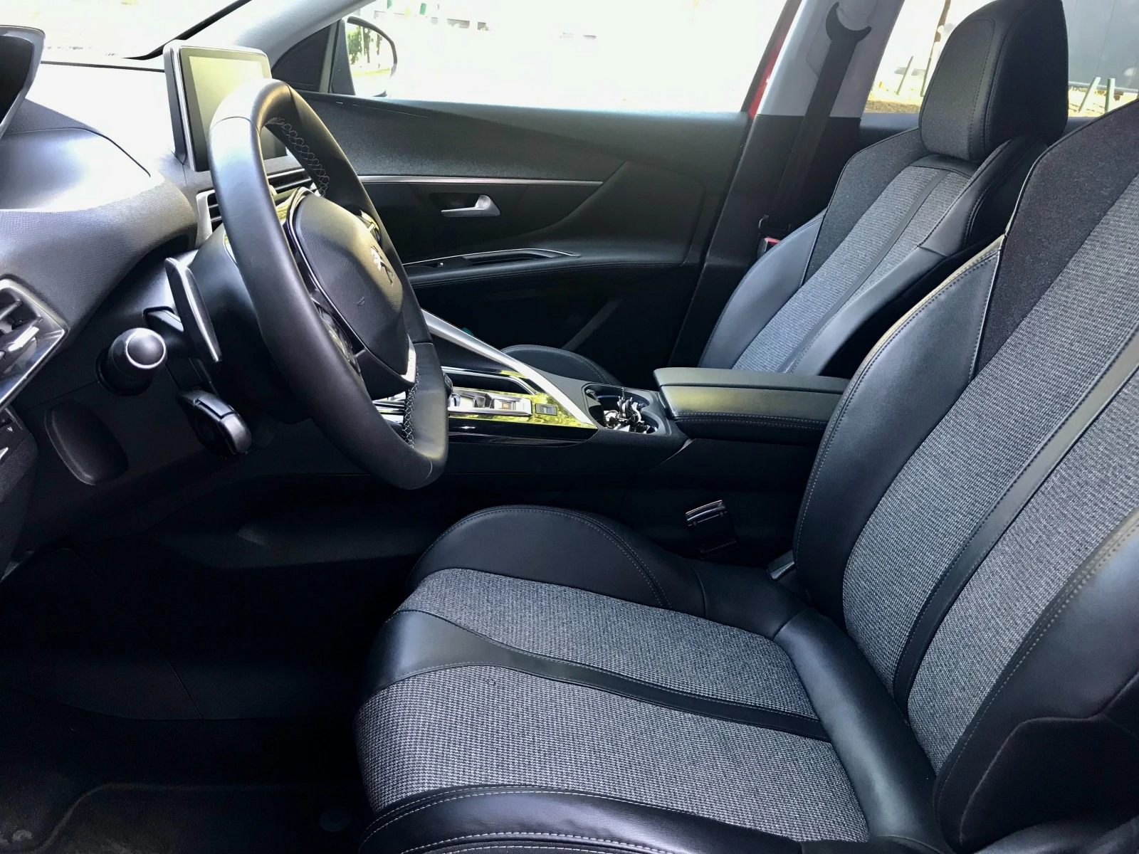 Peugeot 3008 ALLURE, снимка 5 - Автомобили и джипове - 54112141