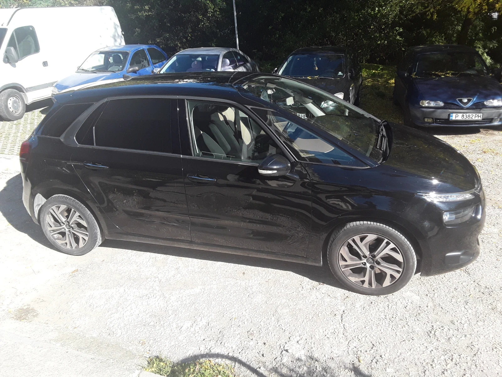 Citroen C4 Picasso 1, 6 турбо. Navi, снимка 2 - Автомобили и джипове - 54342106