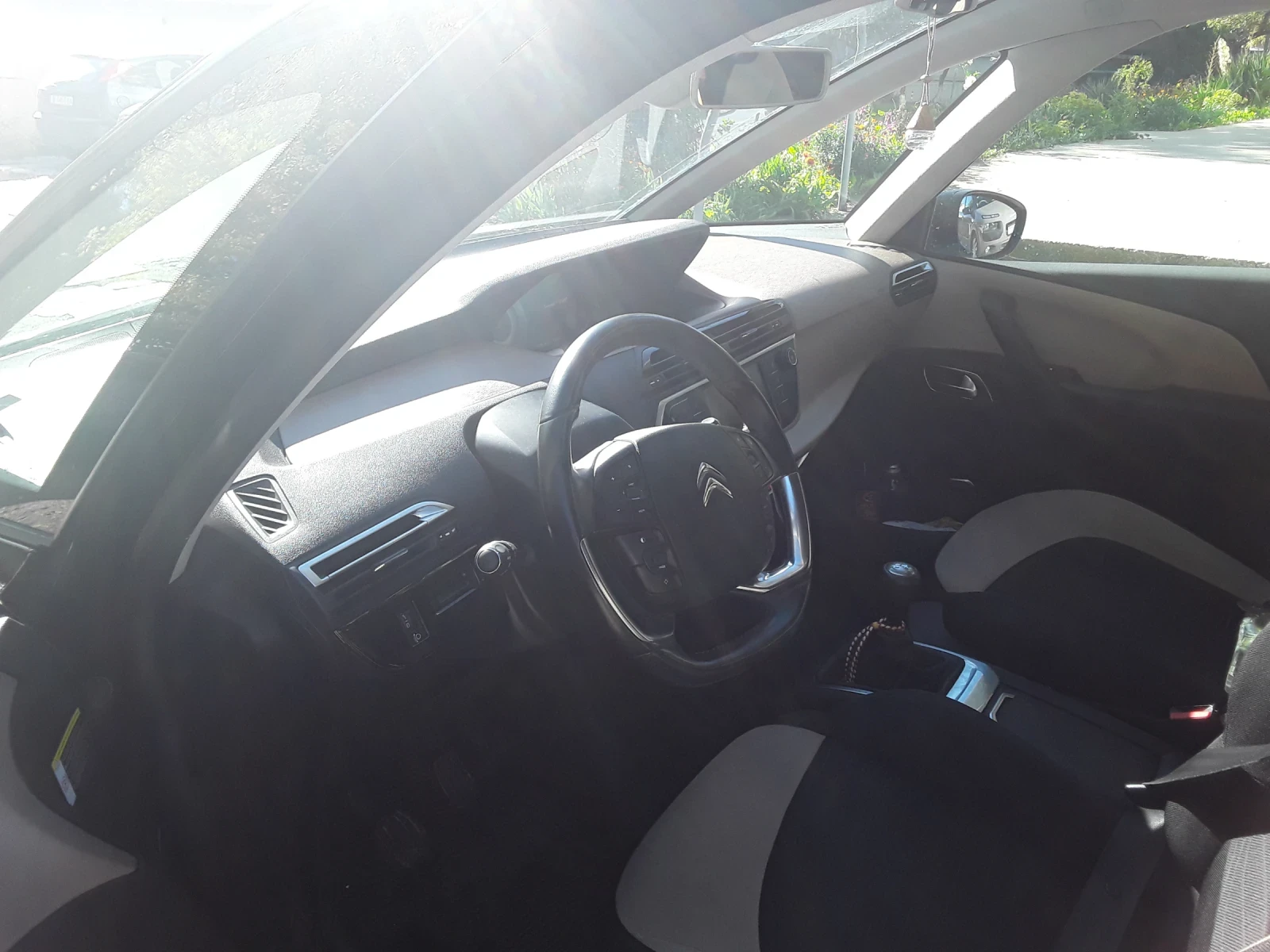 Citroen C4 Picasso 1, 6 турбо. Navi, снимка 4 - Автомобили и джипове - 54342106