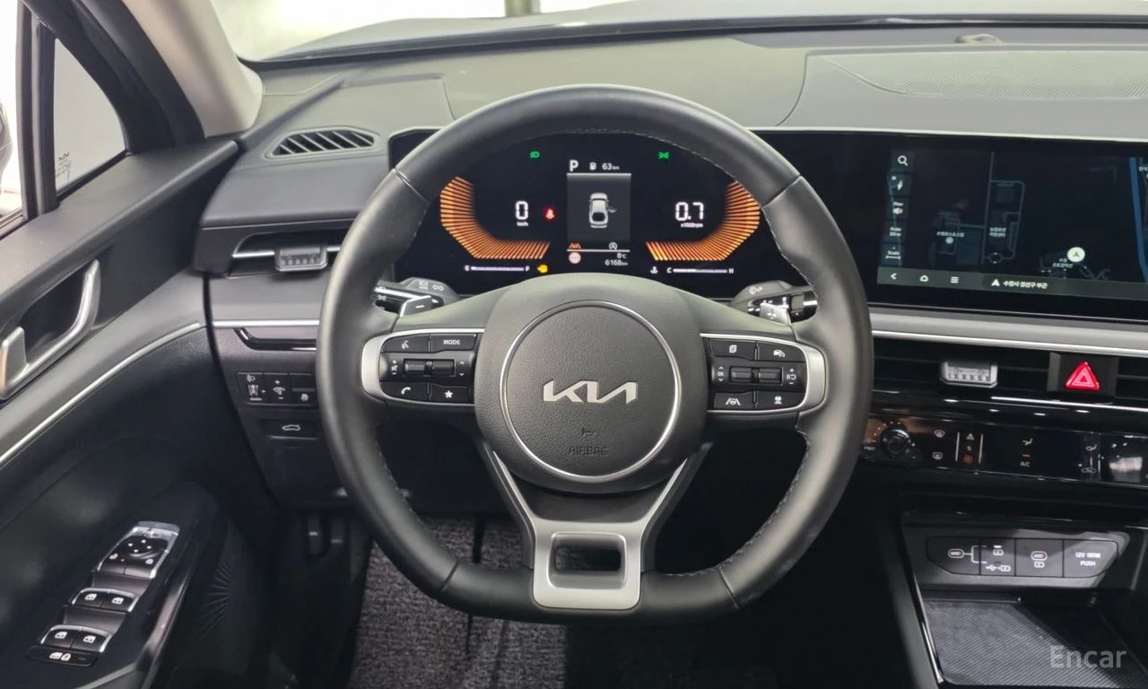 Kia K5 1.6* TURBO* PRESTIGE* ПОДГРЕВ* ОБДУХВАНЕ* КАМЕРА* , снимка 8 - Автомобили и джипове - 54398191