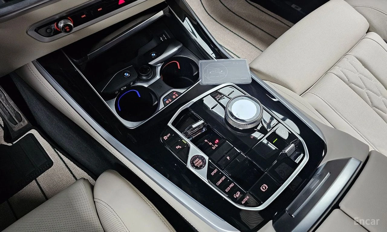 BMW X5M ОБДУХВАНЕ * ДИСТРОНИК * HEAD-UP * H/K * , снимка 13 - Автомобили и джипове - 55187406