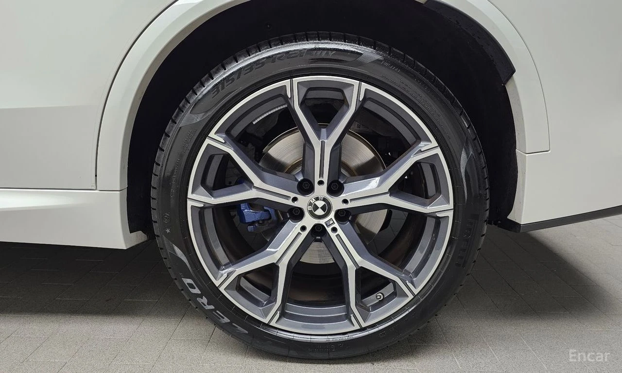 BMW X5M ОБДУХВАНЕ * ДИСТРОНИК * HEAD-UP * H/K * , снимка 7 - Автомобили и джипове - 55187406