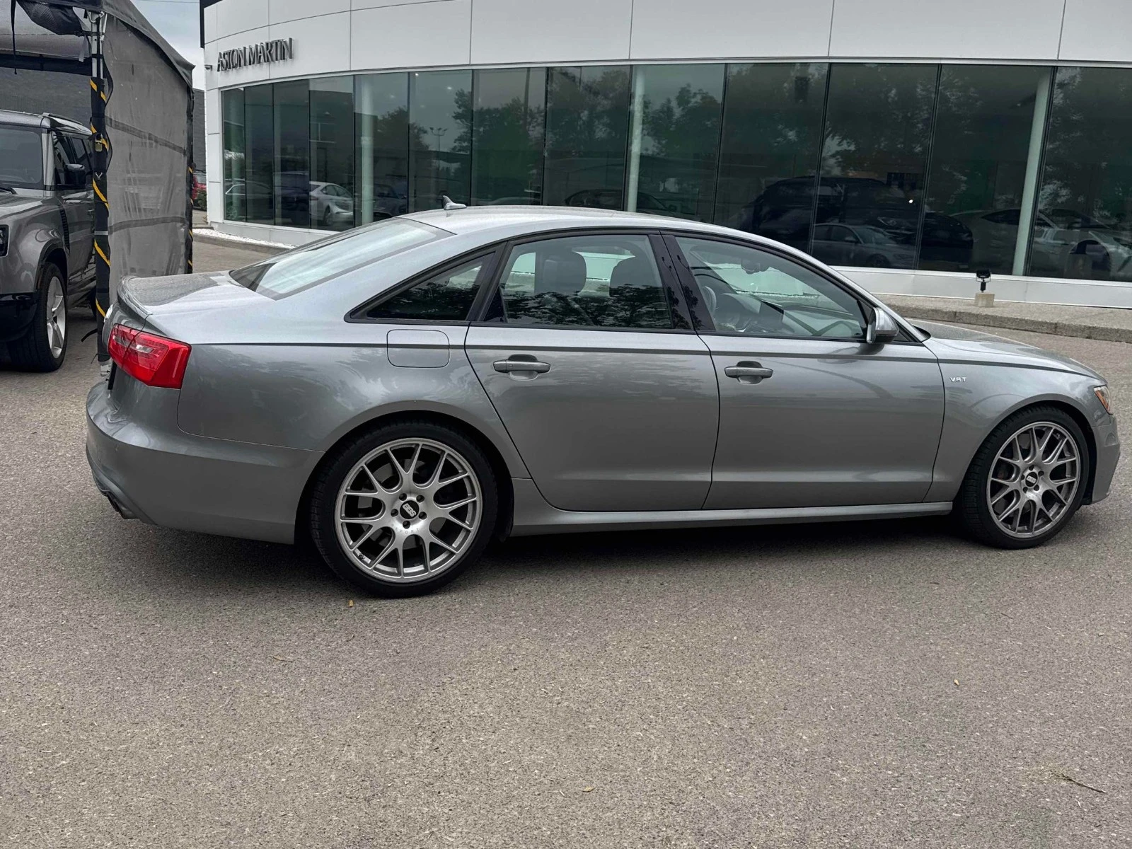 Audi S6 FULL Автокредит Цена до България, снимка 2 - Автомобили и джипове - 55584340