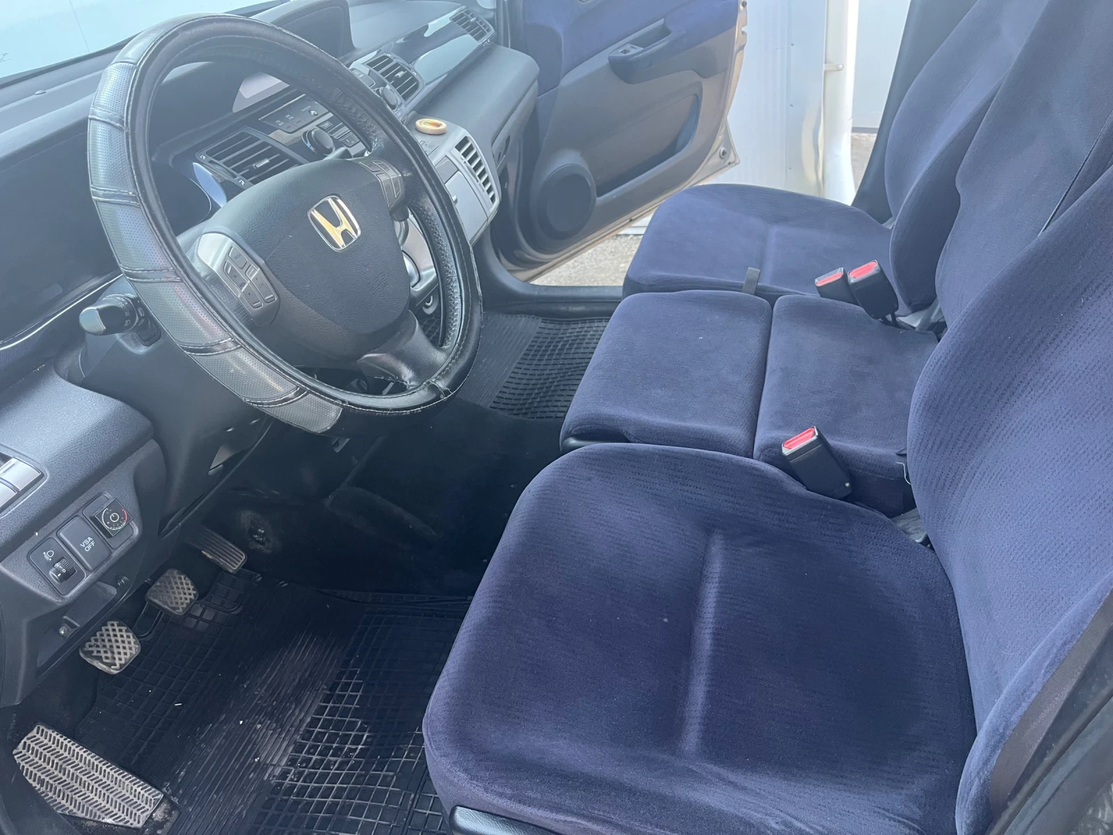 Honda Fr-v 1.8i LPG Facelift, снимка 6 - Автомобили и джипове - 55993600