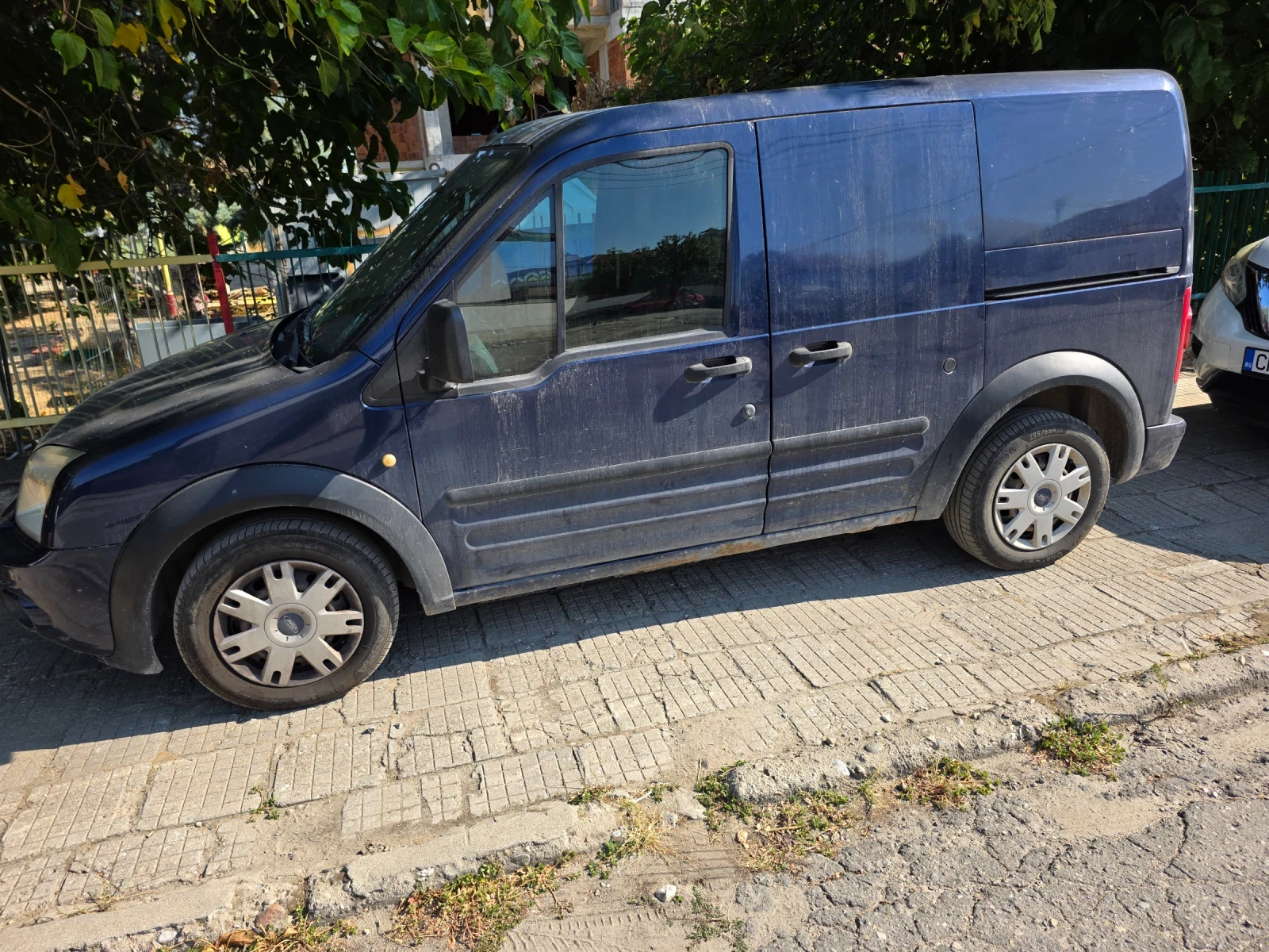 Ford Connect 1.8 tdci, снимка 2 - Автомобили и джипове - 56161196