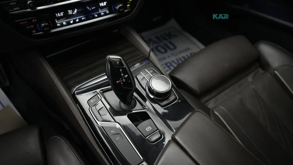 BMW 540 xDrive * АвтоКредит * (ЦЕНА ДО БГ), снимка 15 - Автомобили и джипове - 56729708