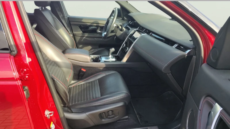 Land Rover Discovery Sport 1.5 I3 PHEV, снимка 14 - Автомобили и джипове - 53126843
