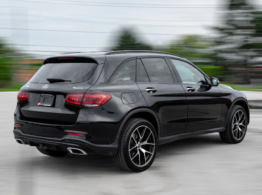 Mercedes-Benz GLC 300 4Matic 9G * AMG Line* * PANO*  - изображение 6
