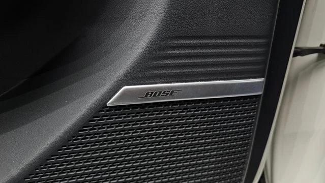 Hyundai Santa fe Hybrid| BOSE| 360| HEAD UP| DIST| НАДУВАНЕ| ОБДУХ, снимка 14 - Автомобили и джипове - 55835261