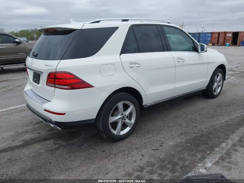 Mercedes-Benz GLE 350 2018 MERCEDES-BENZ GLE 350 4MATIC - изображение 8