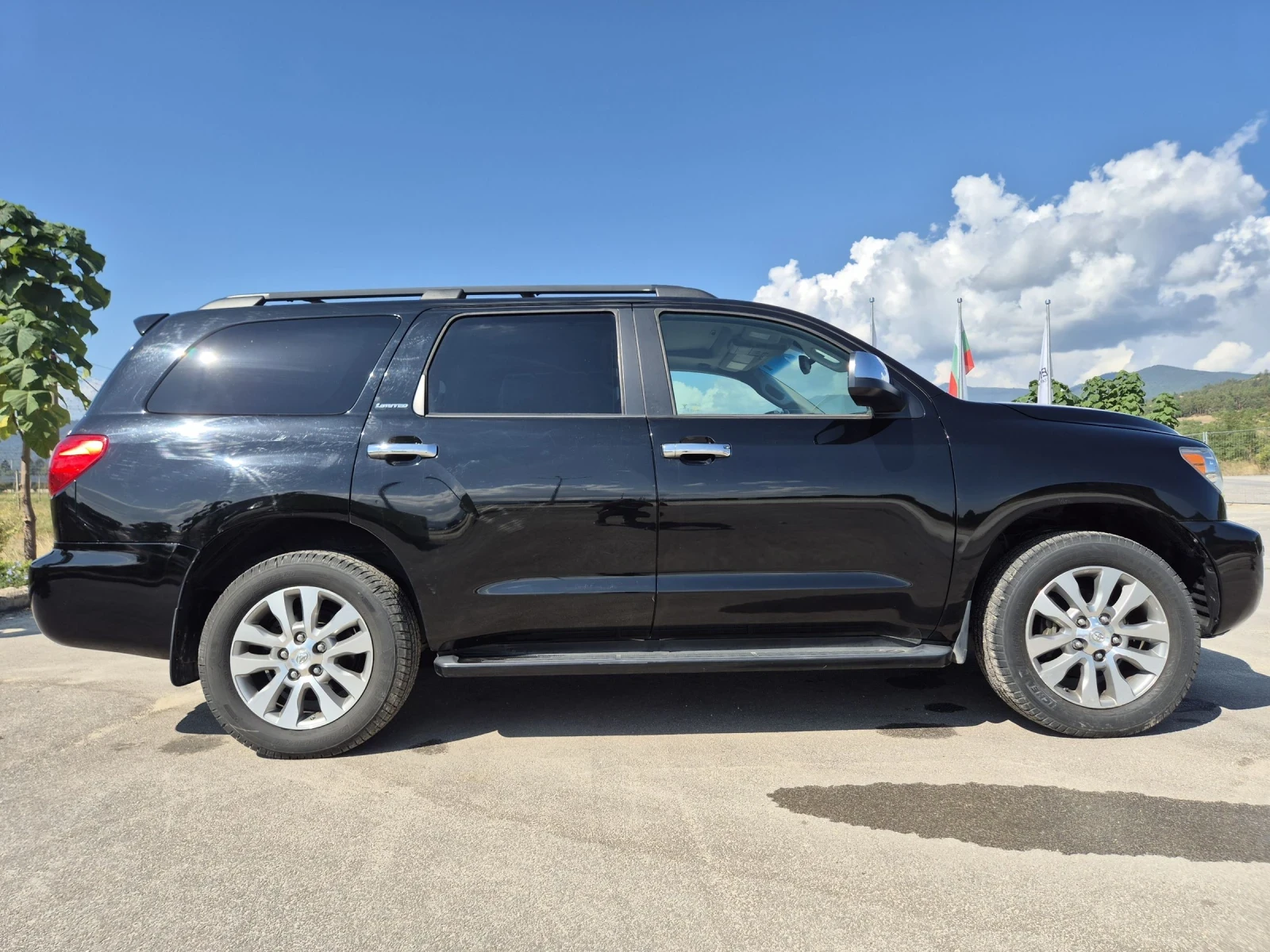 Toyota Sequoia 5.7 - изображение 7