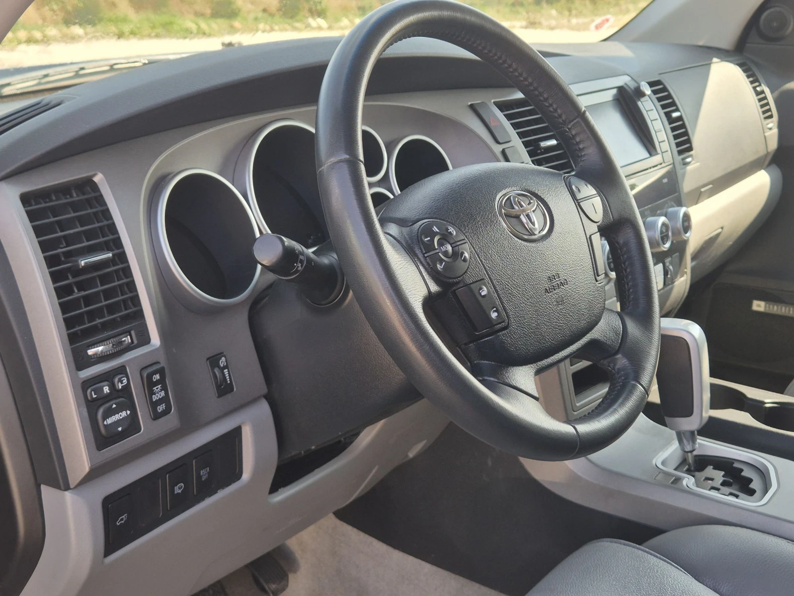 Toyota Sequoia 5.7 | Mobile.bg — изображение 10