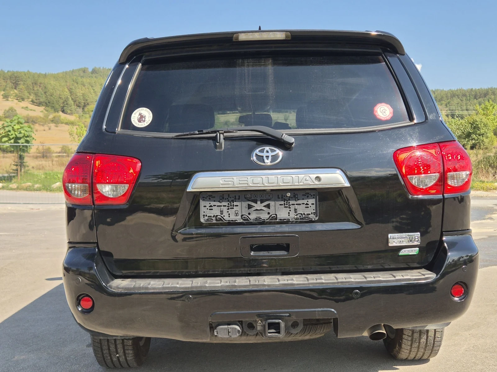 Toyota Sequoia 5.7 - изображение 5
